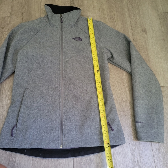 North Face Gray Shell Jacket - Picture 4 of 6